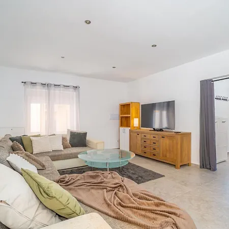 Requesens 45 * Empuriabrava