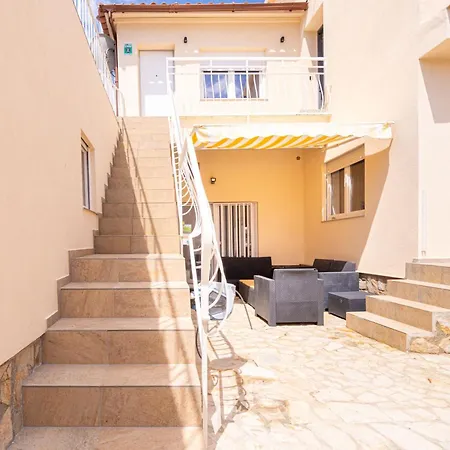 Requesens 45 * Empuriabrava