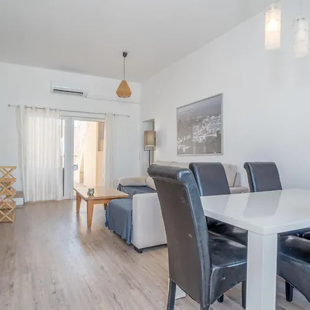 Requesens 45 Apartmán *