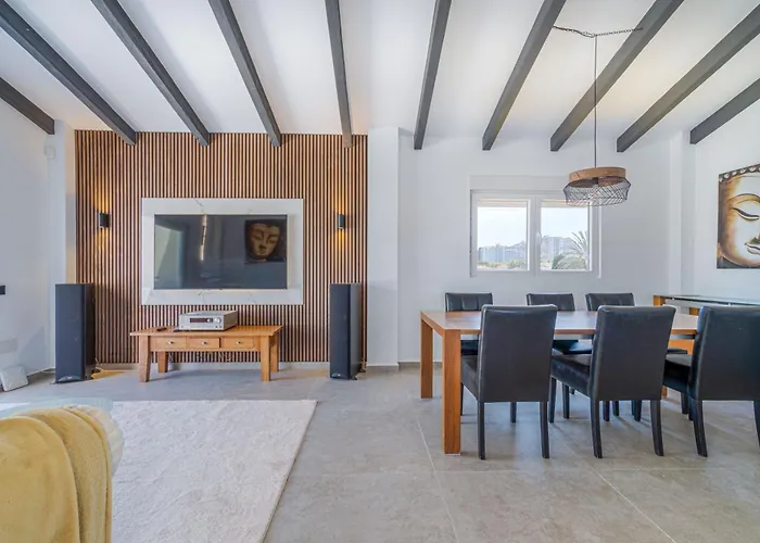 Апартаменты Requesens 45